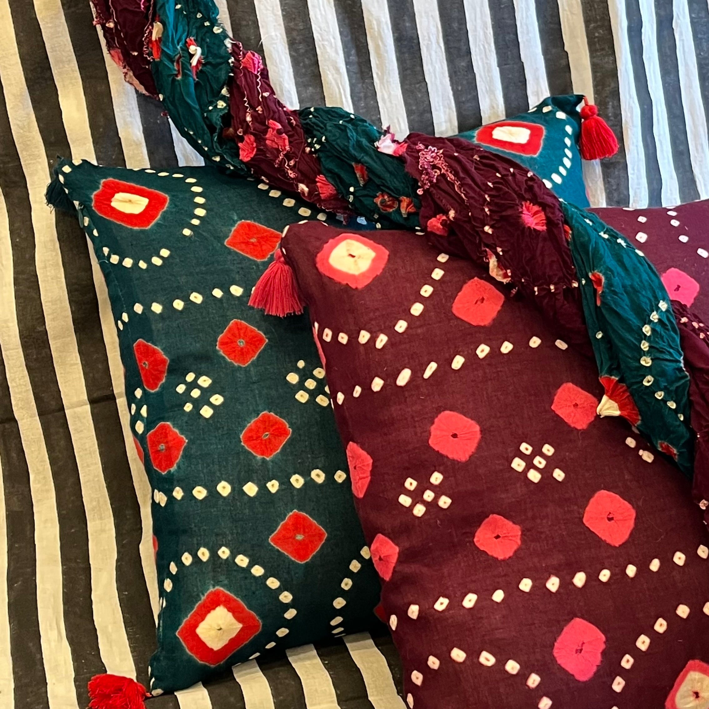 Chunri Cushion Cover in Teal & Red