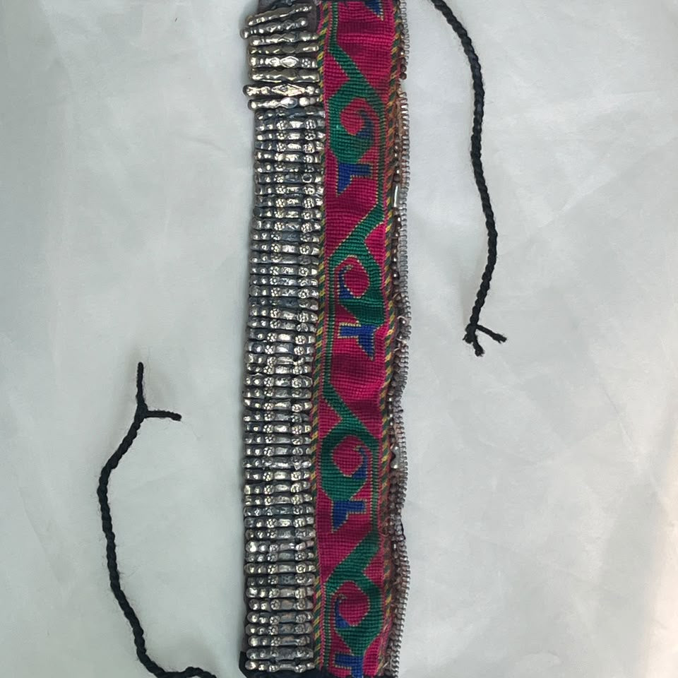 Kuchi Hand-Embroidered Choker - Design 03